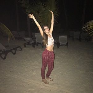 Meet your Posher, Alexandria!